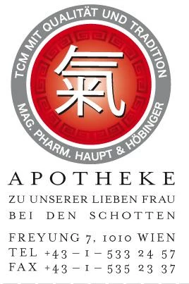 Rundes Siegel mit chinesischem Schriftzeichen Qi und der Umschrift „TCM mit Qualität und Tradition – Mag. pharm. Haupt & Höbinger“ über der Adresse der Apotheke